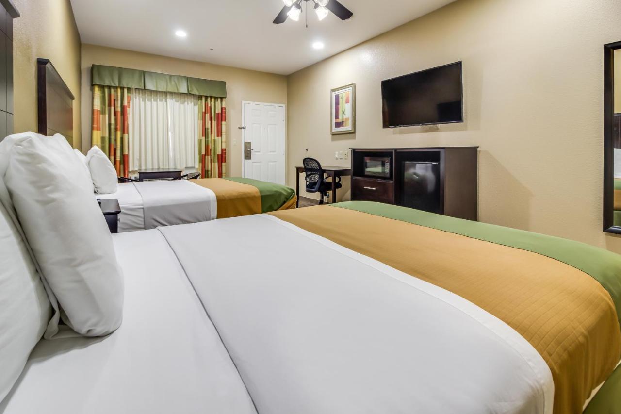 Americas Best Value Inn & Suites Томбол Екстериор снимка