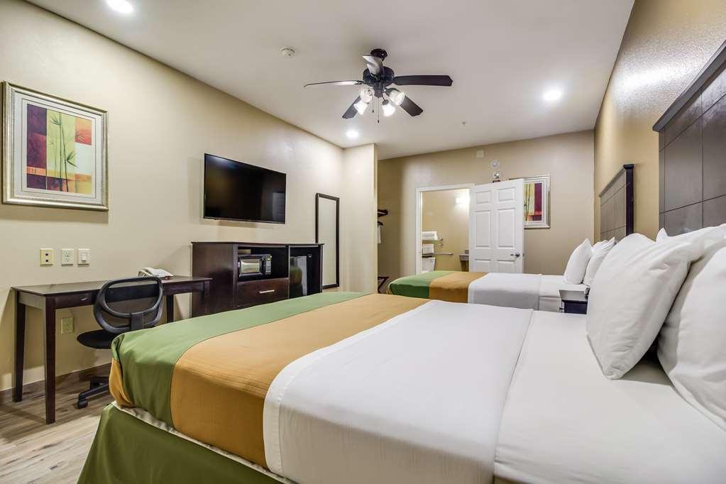Americas Best Value Inn & Suites Томбол Стая снимка